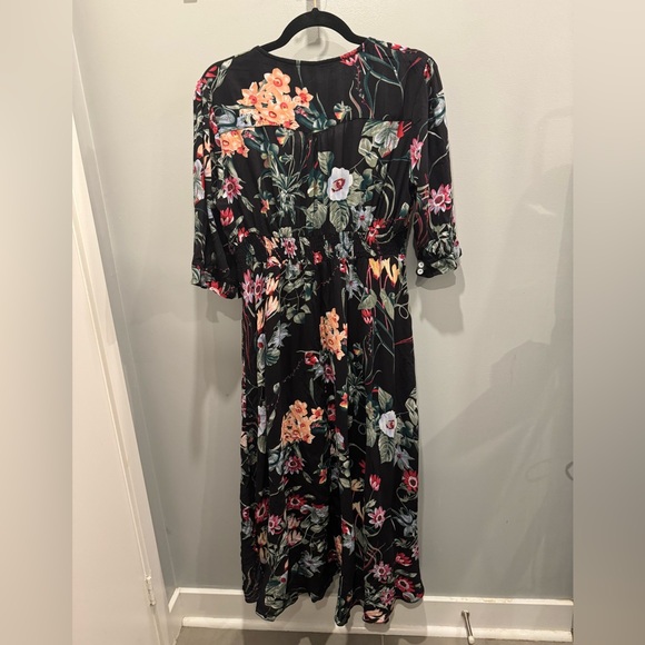 Size 12/XL Floral Maxi Dress with Buttons - Picture 2 of 4